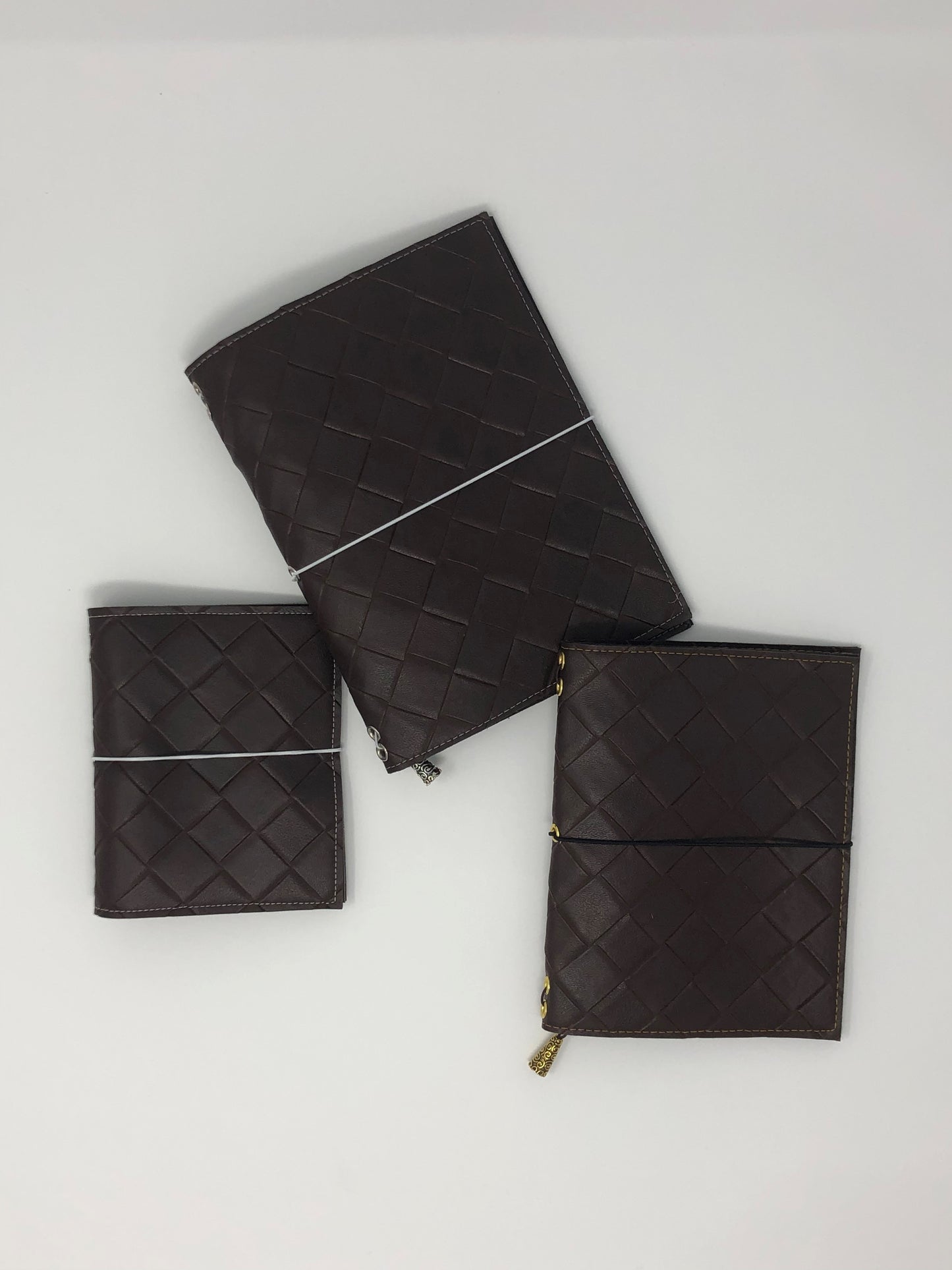 Burgundy Basket - Traveler's Notebook image 0